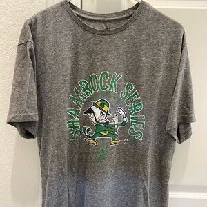 Notre Dame shamrock series Chicago - size XL